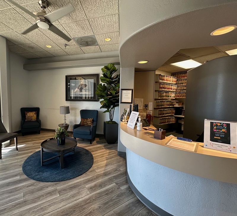 SC Dental Care office front office